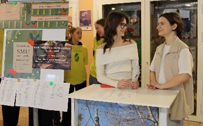 Brīvprātīgie un organizatori Brīvprātīgie un organizatori
